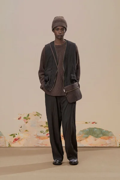Look 27